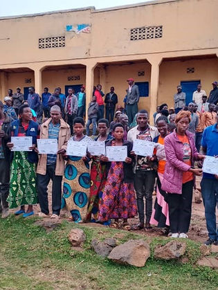 Participants received certificates for completing the BANDEBEREHO program.