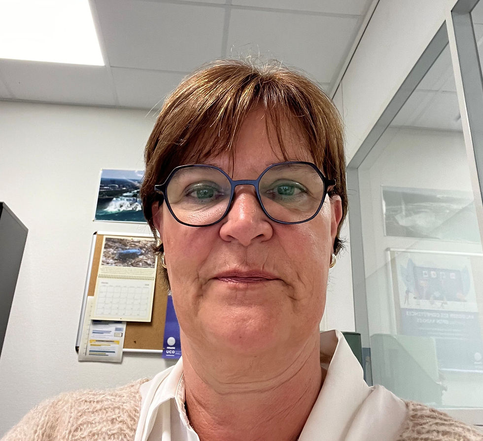 Anne Heusse -Responsable pédagogique de la Licence SVT et référente LAS (option santé), Docteur en biologie moléculaire et cellulaire de l’Université Pierre et Marie Curie, Paris.