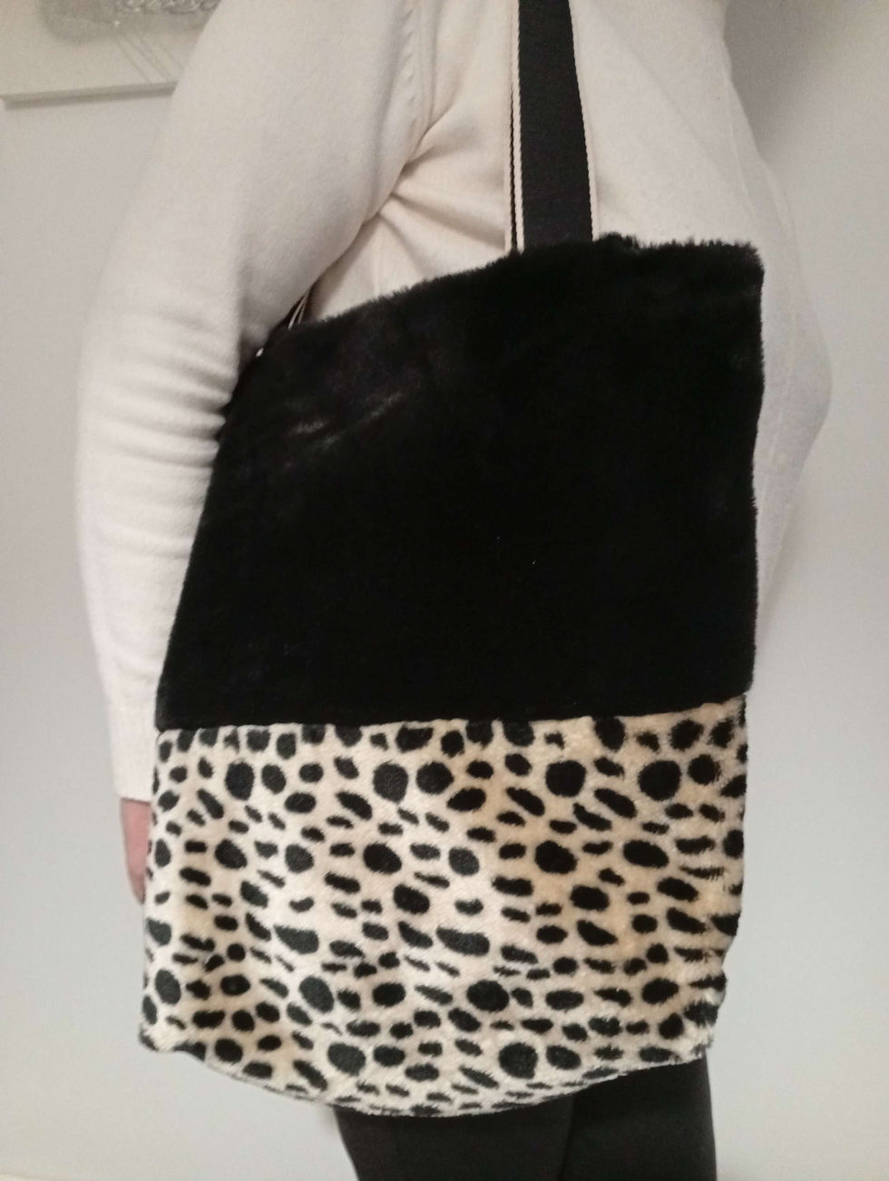 Sac cabas fourrure léopard