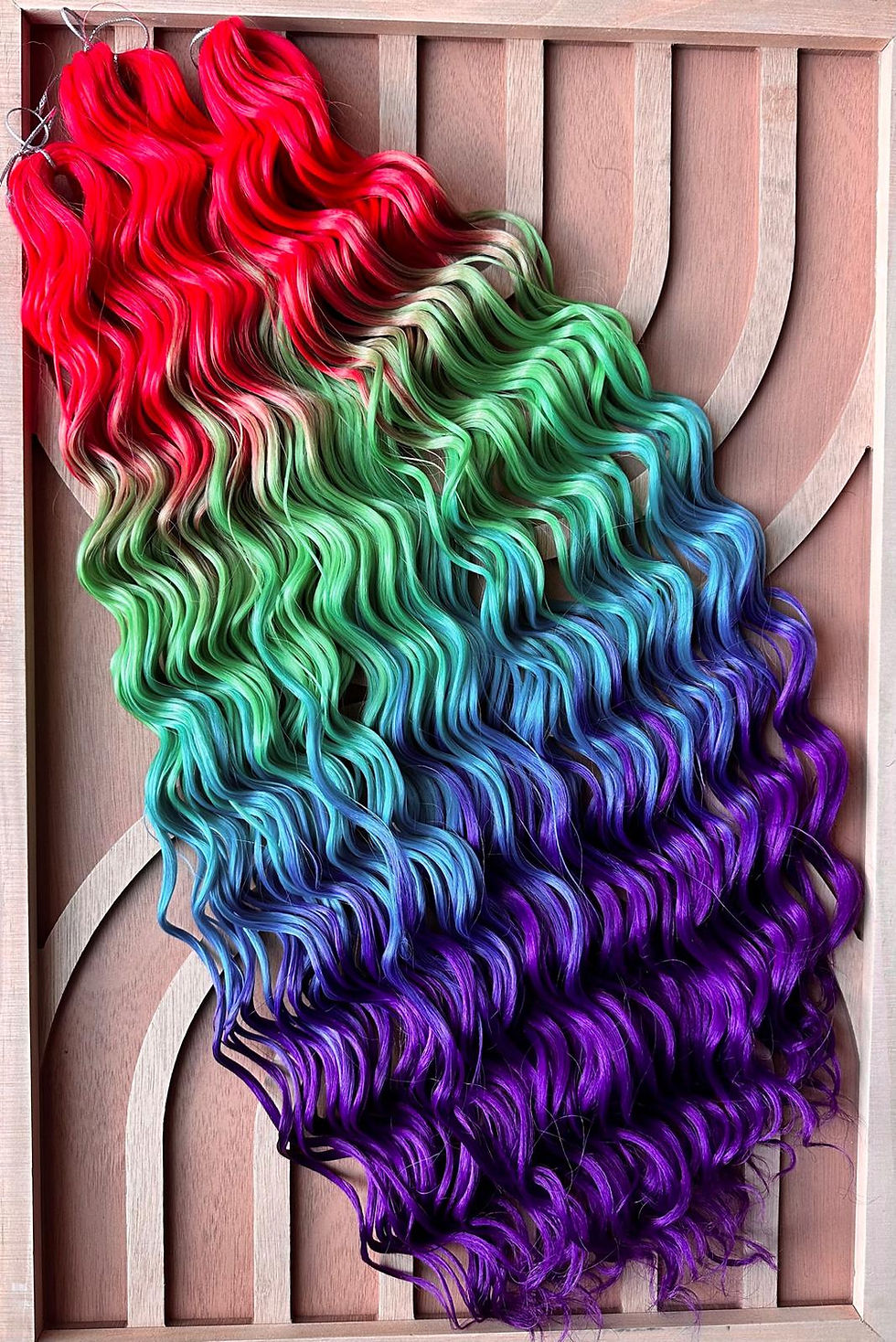 Anna Curl, Dark Rainbow Wave