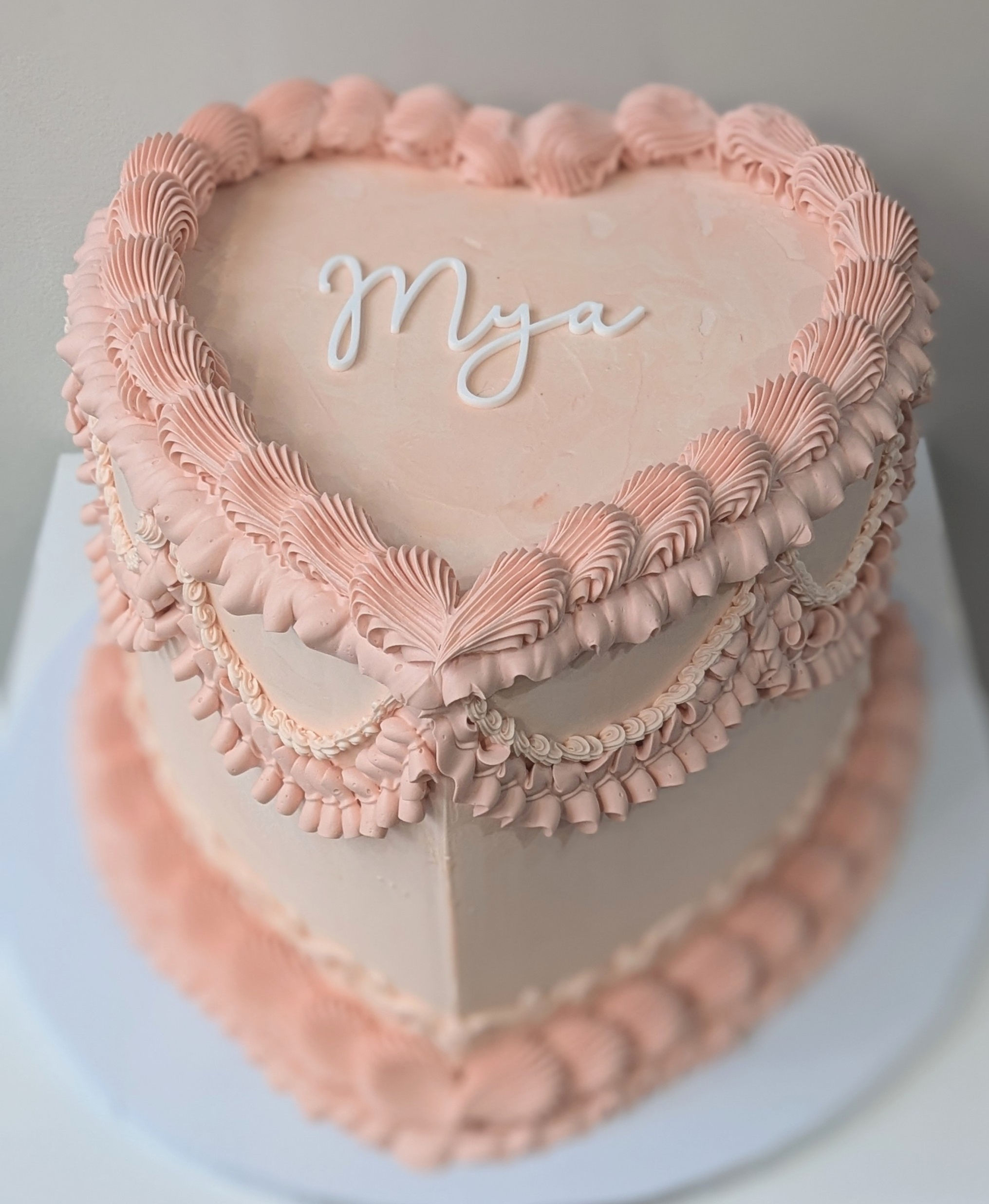 The Megan | Vintage Heart Cake