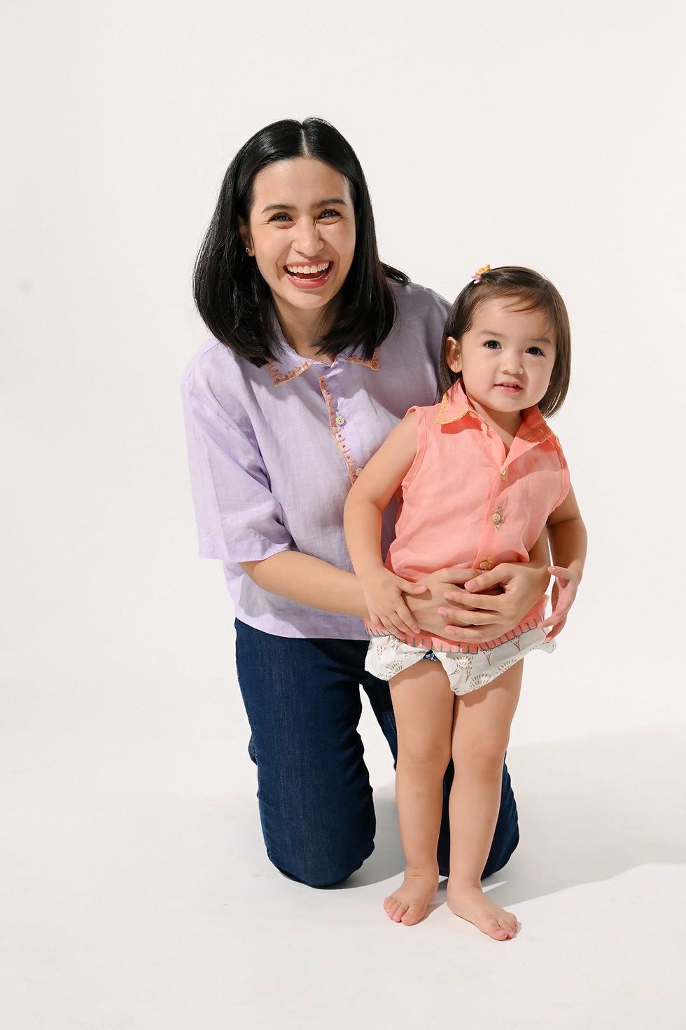 Thumbnail: Peaches ~ Cropped Sleeveless Mini Bordado
