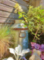 Outdoor urn