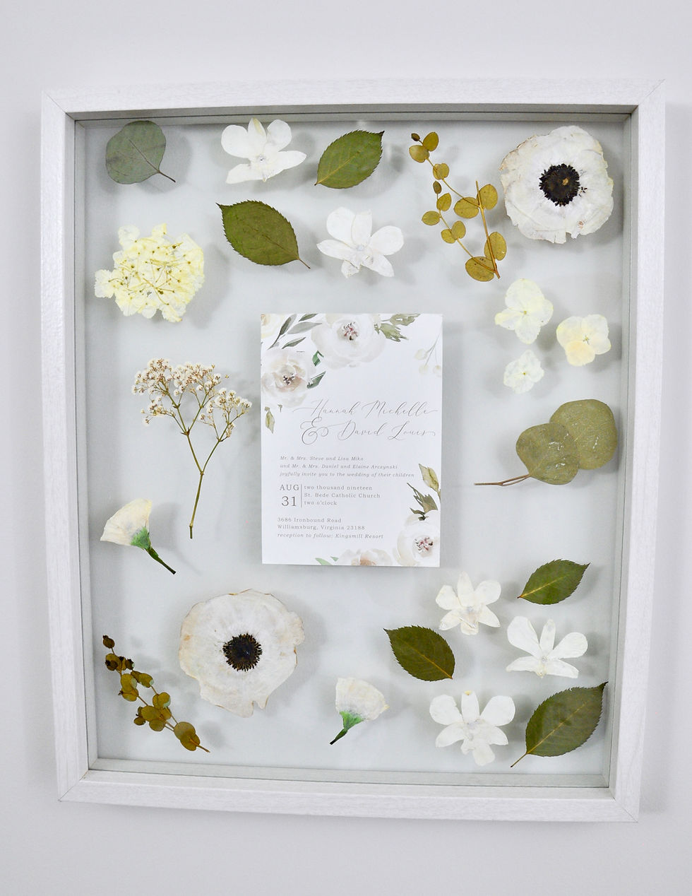 Thumbnail: 3 Framed Wedding Bouquet