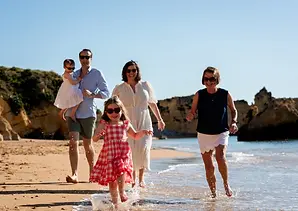 Best family photography in algarve - massimo pardini.webp