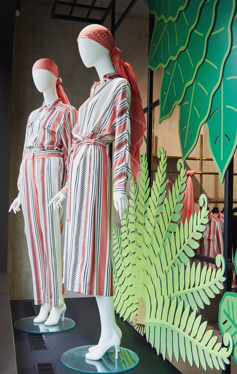 lala-berlin-boutique-x-joan-tan_by-jonas-huckstorf_2.jpeg