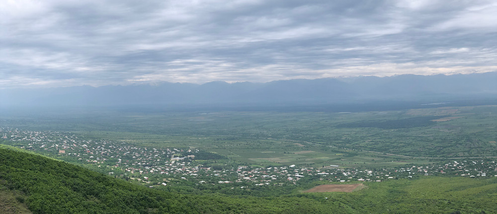 The Alazani Valley is located in the heart of Kakheti