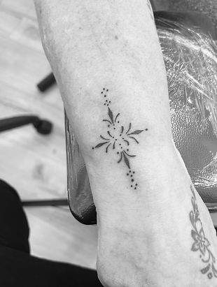 fine line tattoo
