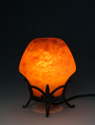 ドーム　パフュームランプ　
Daum  Perfume Lamp