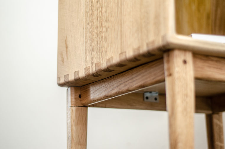 bedside table-10.JPG