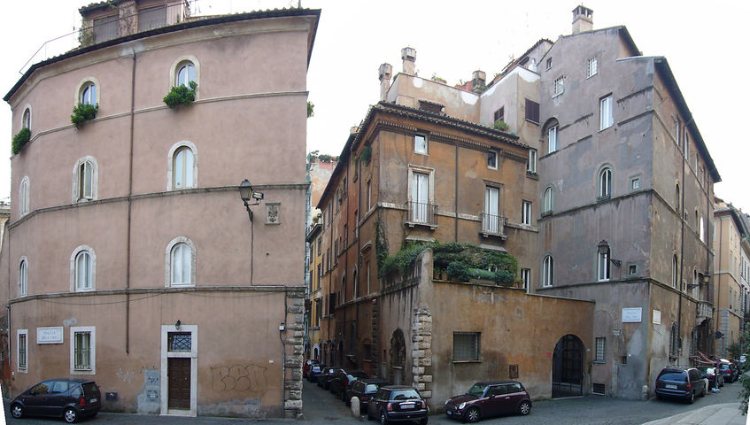 Ponte_-_via_Giulia_confraternita_Pietà _casa_Sangalletti_arciconfraternita_dei_Fiorentini_1000213-4.J
