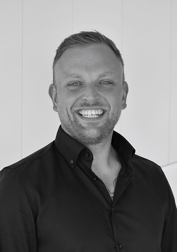 Malte_bearbeitet SW.jpg