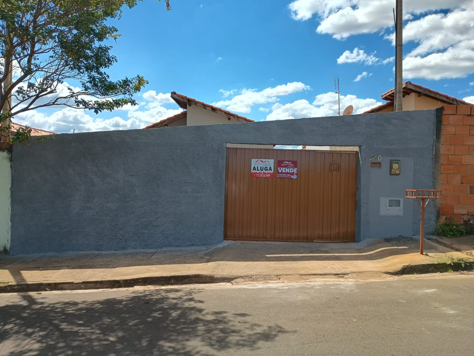 CASA SEMI NOVA 2 DORMITÓRIOS