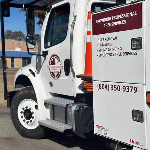 Trucks Trailers Cargo Vans Graphics Wraps Decals and Lettering