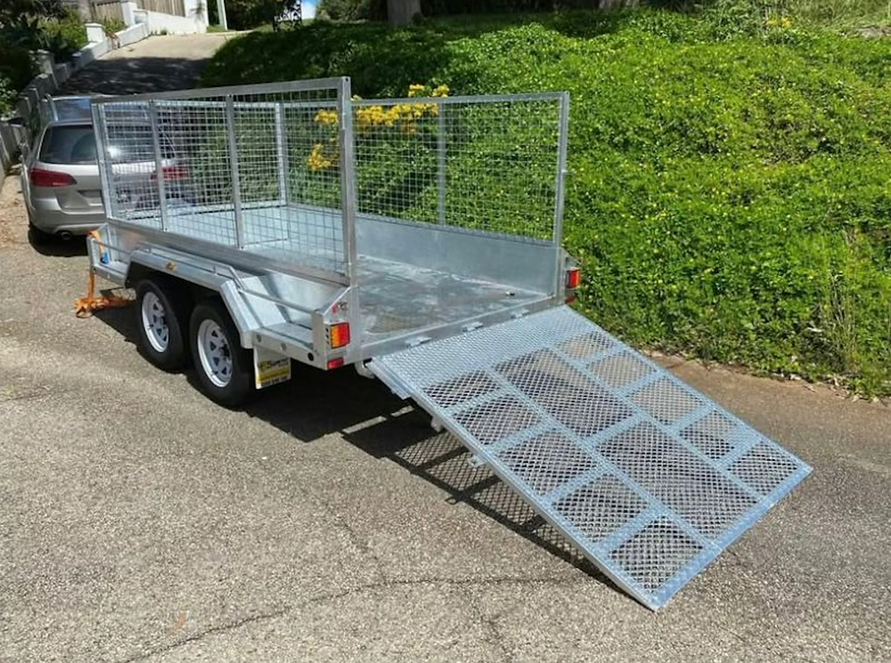 Sunshine Coast Trailer Hire - 10x5 ramp down 45
