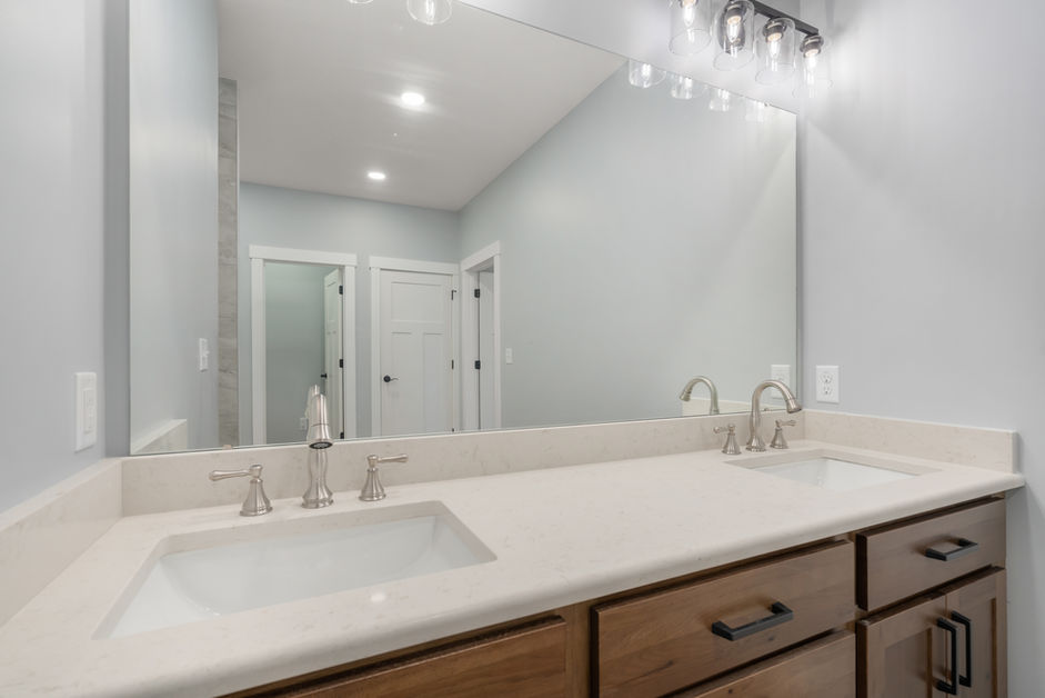 Plymouth House Master Bathroom