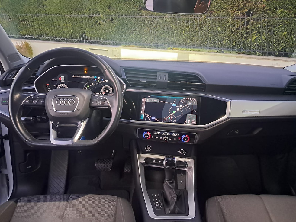 Miniatura: Audi Q3 35 TFSI S-Tronic S-Line Edition