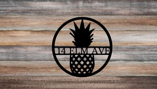 Pineapple Circle Metal Art Sign