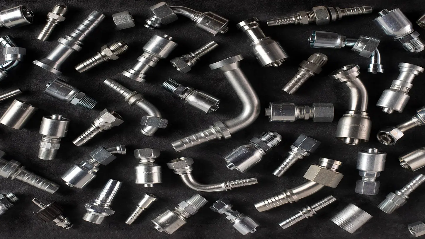 En Grupo JR contamos con una amplia variedad de conexiones para conducción de fluidos, disponibles en múltiples materiales como PVC, CPVC, acero al carbón, galvanizado, inoxidable, latón, bronce, polipropileno y más.
Disponibles en versiones roscadas, soldables, bridada y de termofusión, para adaptarse a cualquier tipo de instalación industrial, hidráulica o sanitaria.