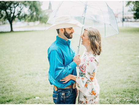 Kailey + Brian | Fredericksburg Elopement | Gillespie County Courthouse