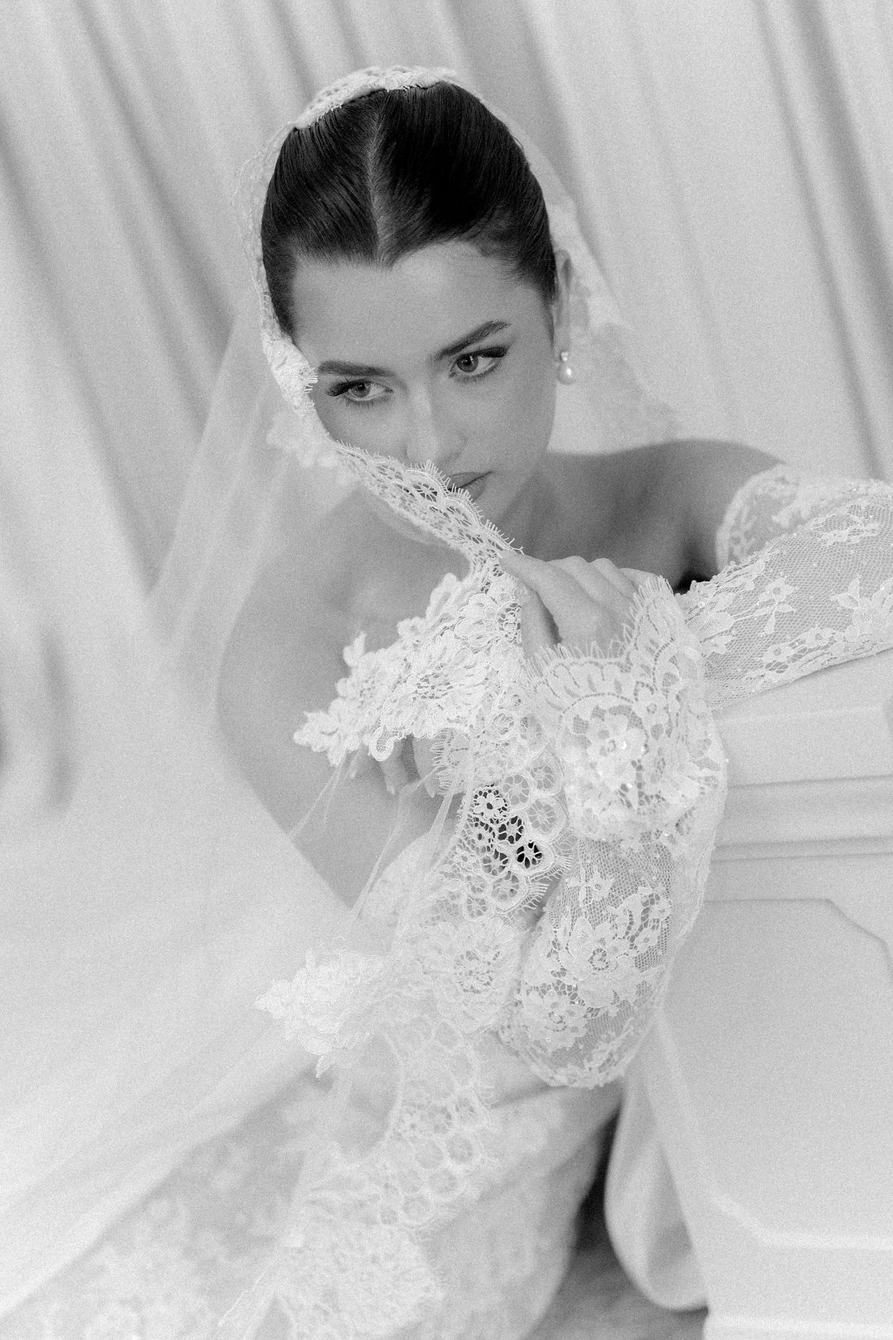 Bride with veil over face at Carlton House Terrace wedding
