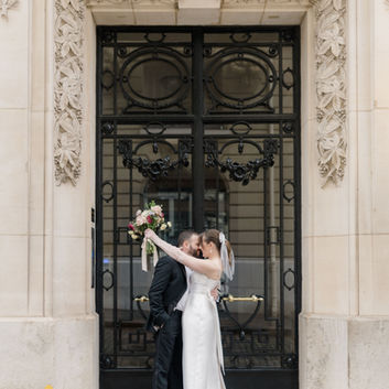 Paris photographer with bride and groom in Paris