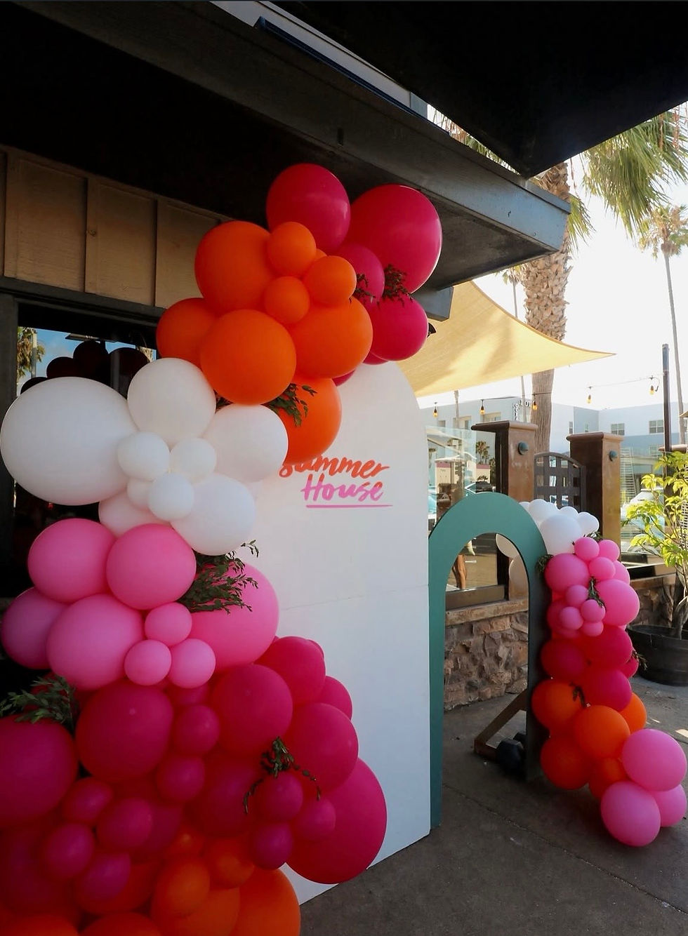 Thumbnail: Balloon Arch