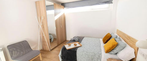 Amplio Piso de Diseño by Rent it Properties