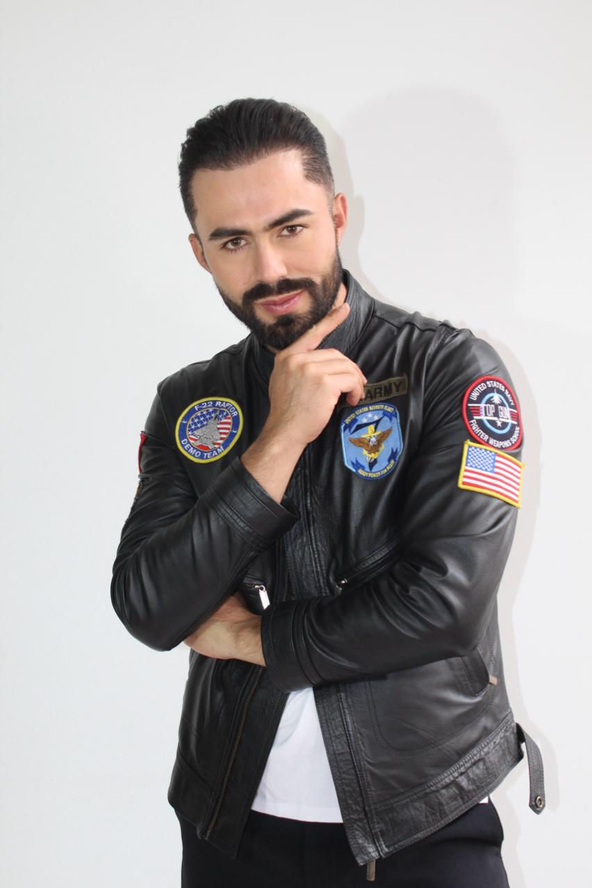 CRÍSTIAN LEÓN