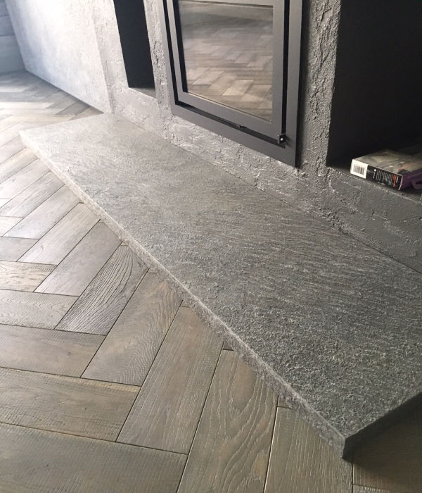 Thumbnail: Galaxy Black Slate Sample