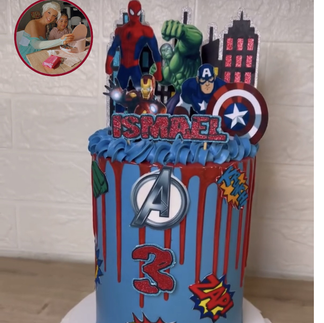 gateau anniversaire avengers Lily CakeDesign partenaire surprise magique