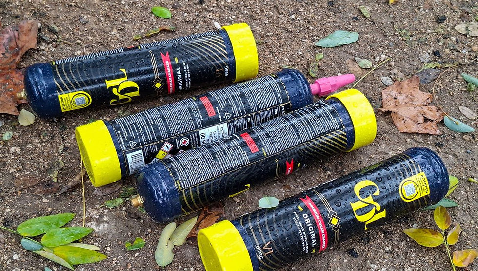 Protoxyde d’azote : l’ivresse éphémère qui inquiète les autorités