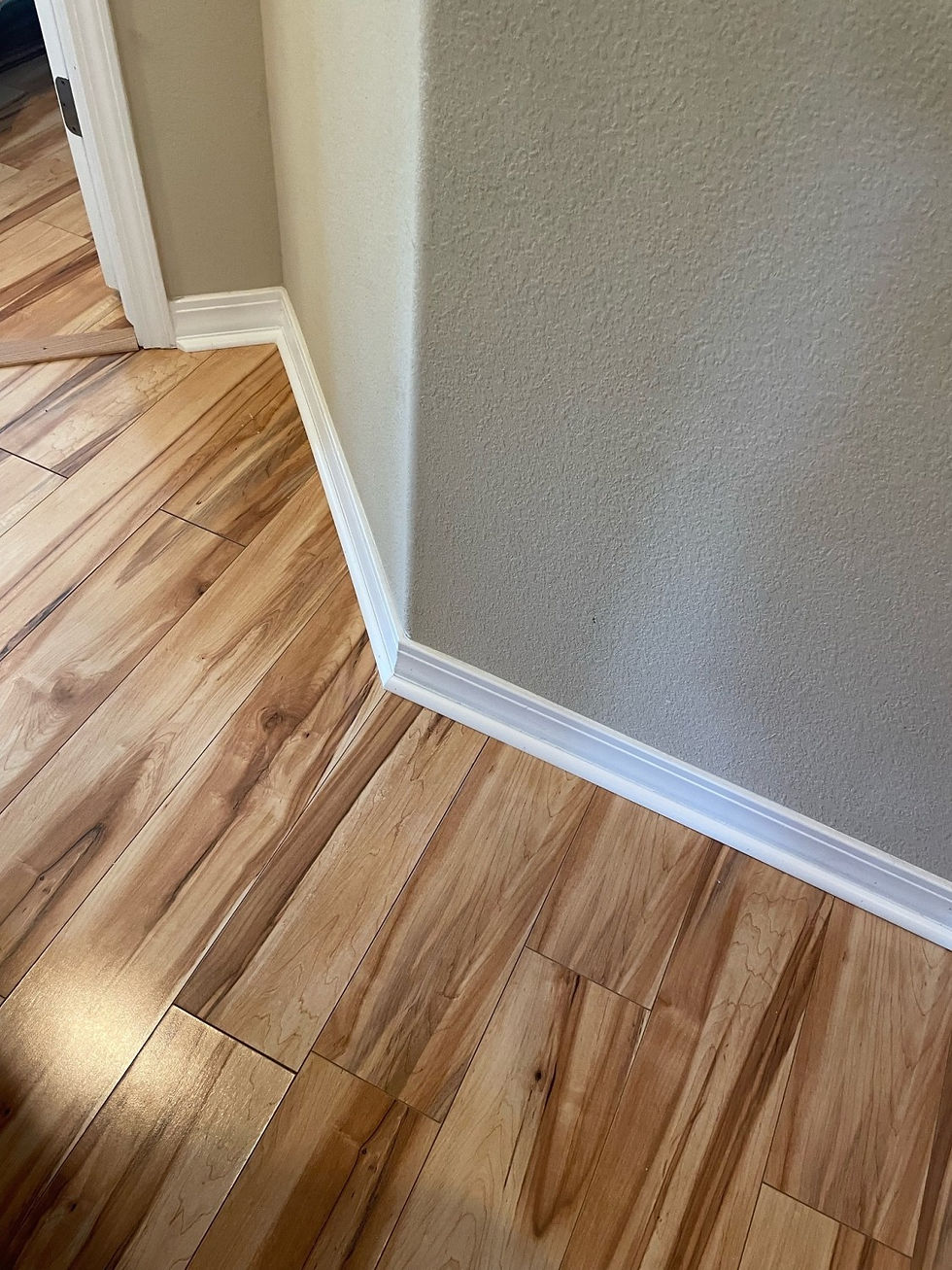 quarter round installation - Loveland, CO