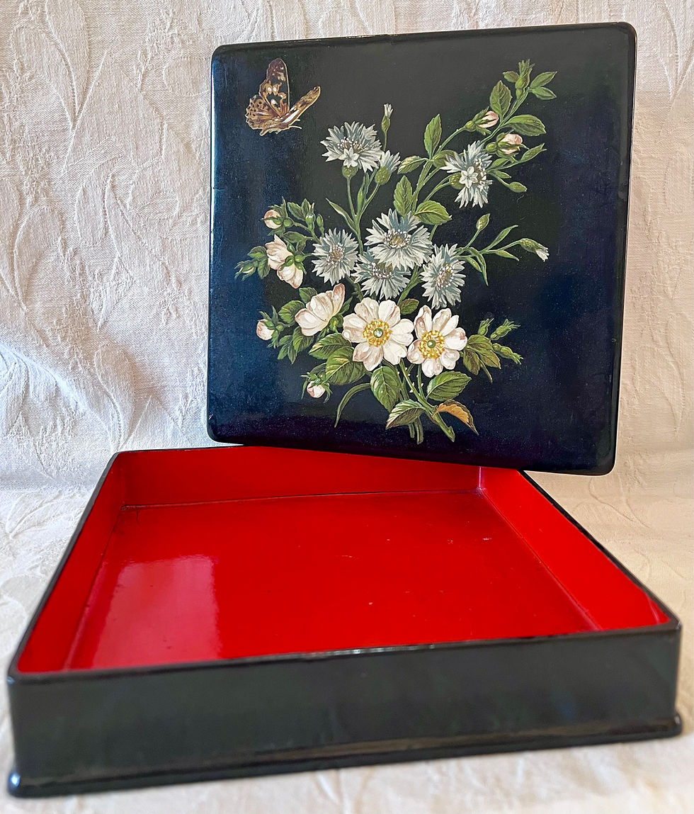 Thumbnail: Vintage Papier Mâché Square Box (VPM6)