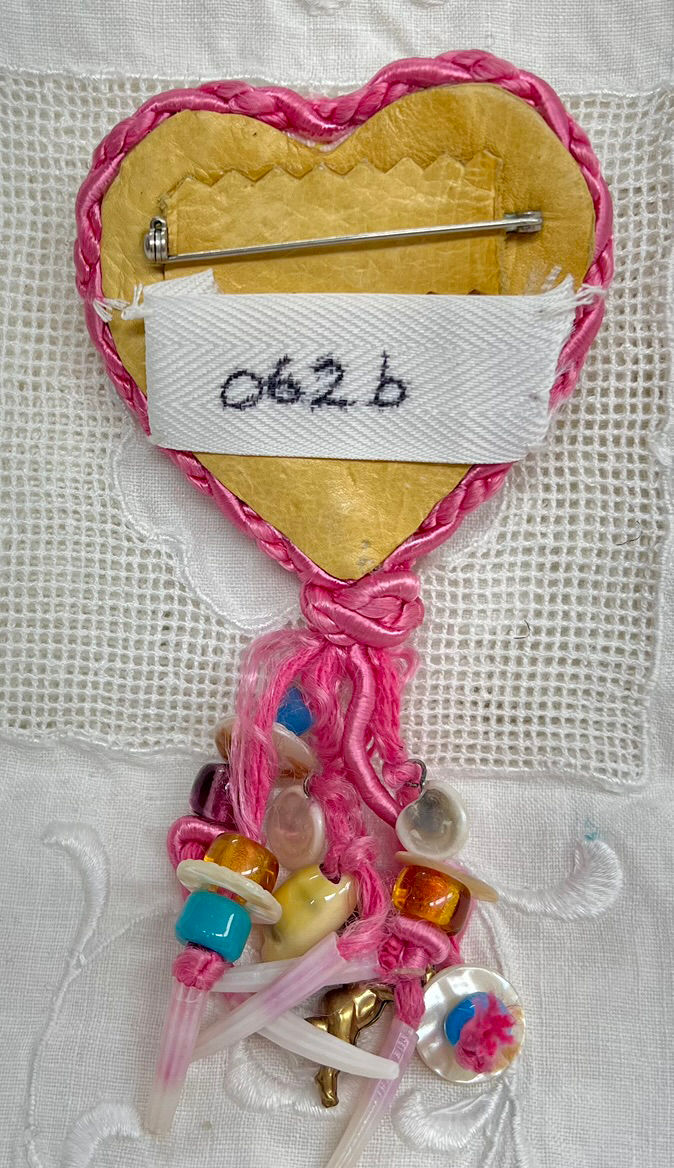 Thumbnail: Silk Ribbon Heart Brooch (AC6)