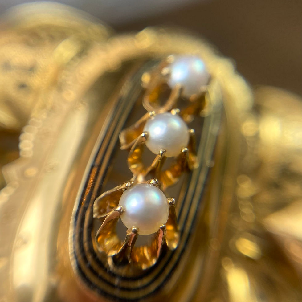 Miniatura: Złota brosza Biedermeier XIX wiek perły