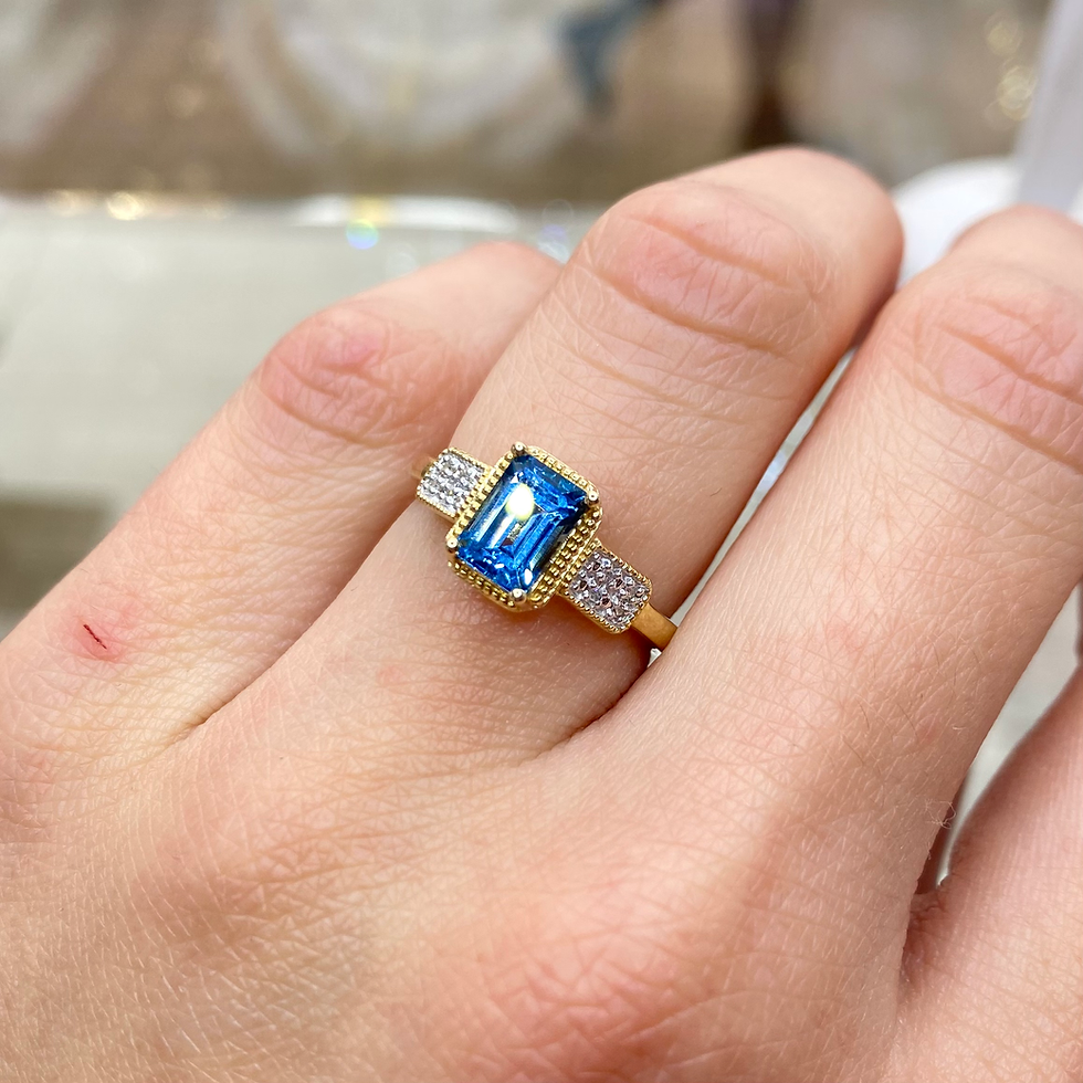 Miniatura: Złoty pierścionek topaz London blue diamenty damski sygnet