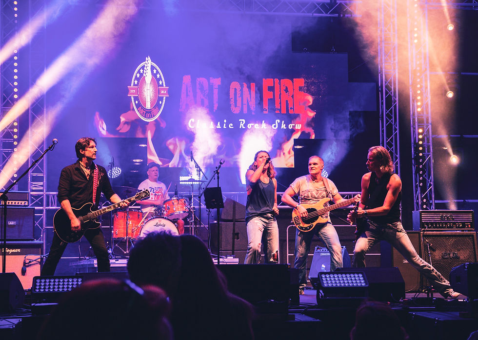 Bandfoto "ART ON FIRE" live