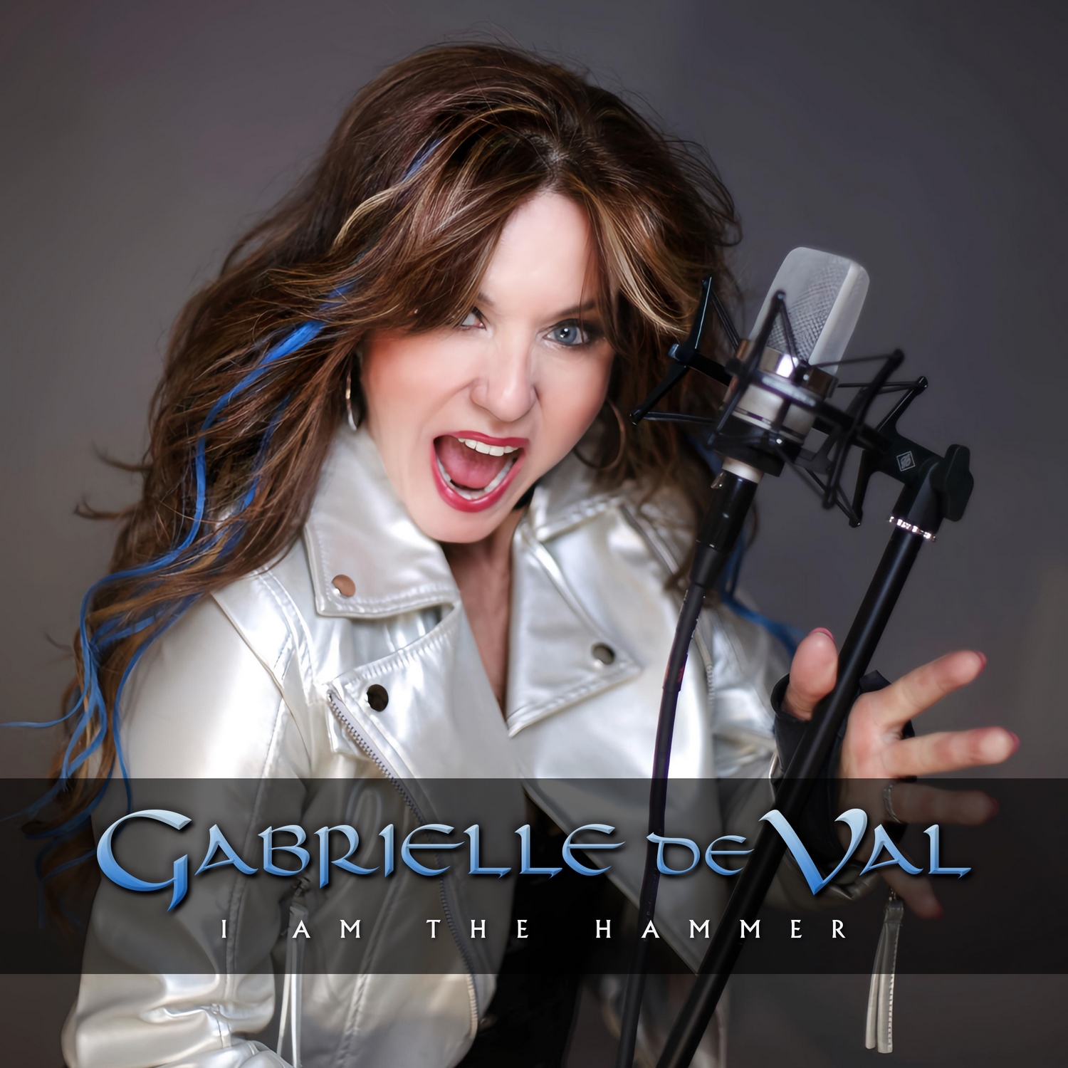 GABRIELLE DE VAL – „I Am The Hammer“ – Neues Soloalbum des spanisch-deutschen Rocktalents angekündigt