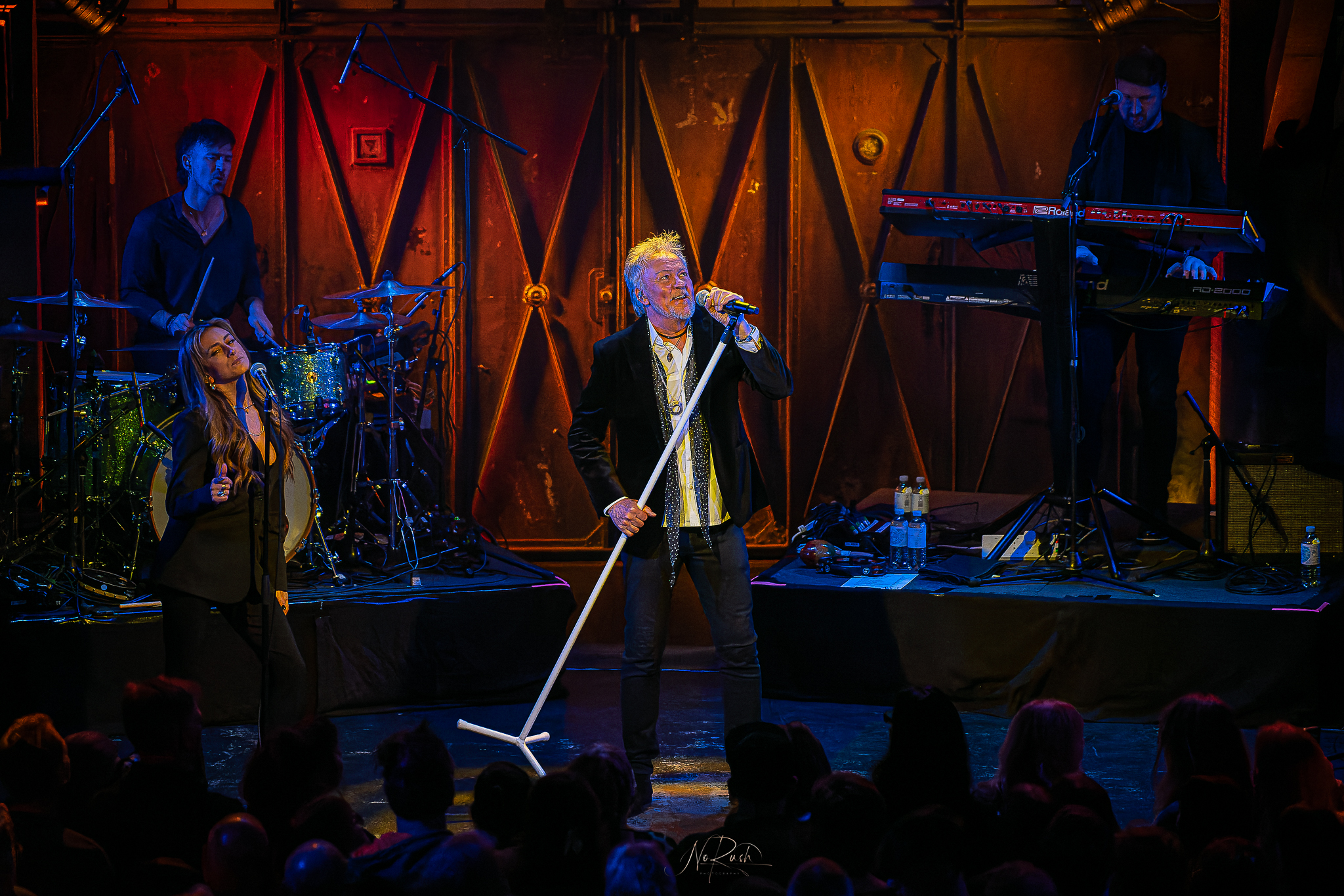 Paul Young (Support: Veronica Fusaro)