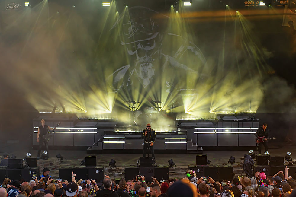 Eisbrecher live 30 Jahre In Extremo