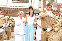 Manjarres cuida a su esposa 1985