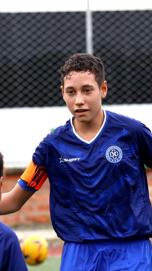 SANTIAGO MOLANO, ANOTA PARA LA VICTORIA DE LA DINASTÍA SUB14