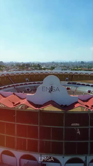 Juan Pablo Sánchez a hombros en la segunda de la temporada en Guadalajara