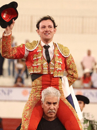 Miguel Aguilar, a hombros en la San Marcos 