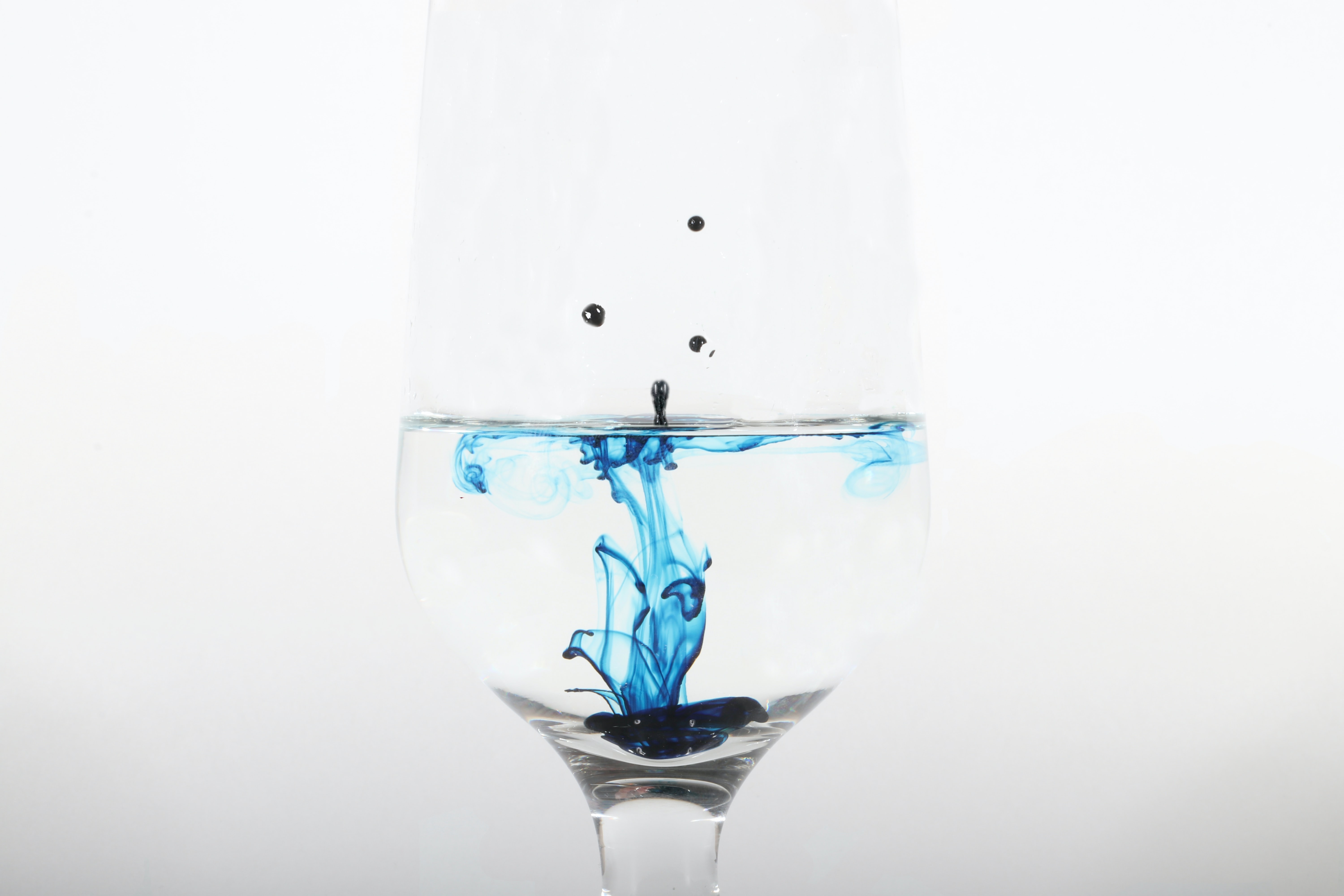 Flavored water drops