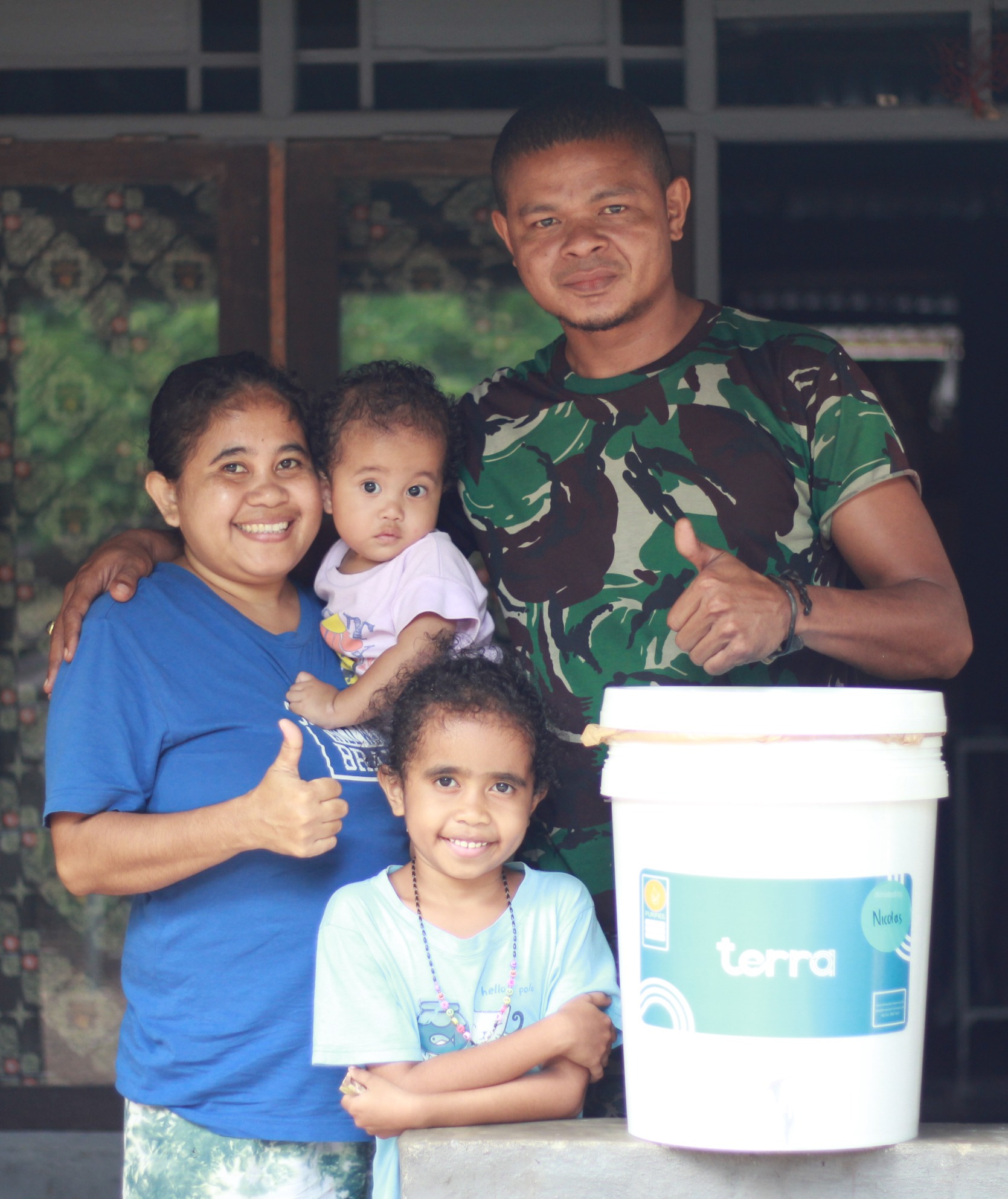 Water fIlter for vulnerable family