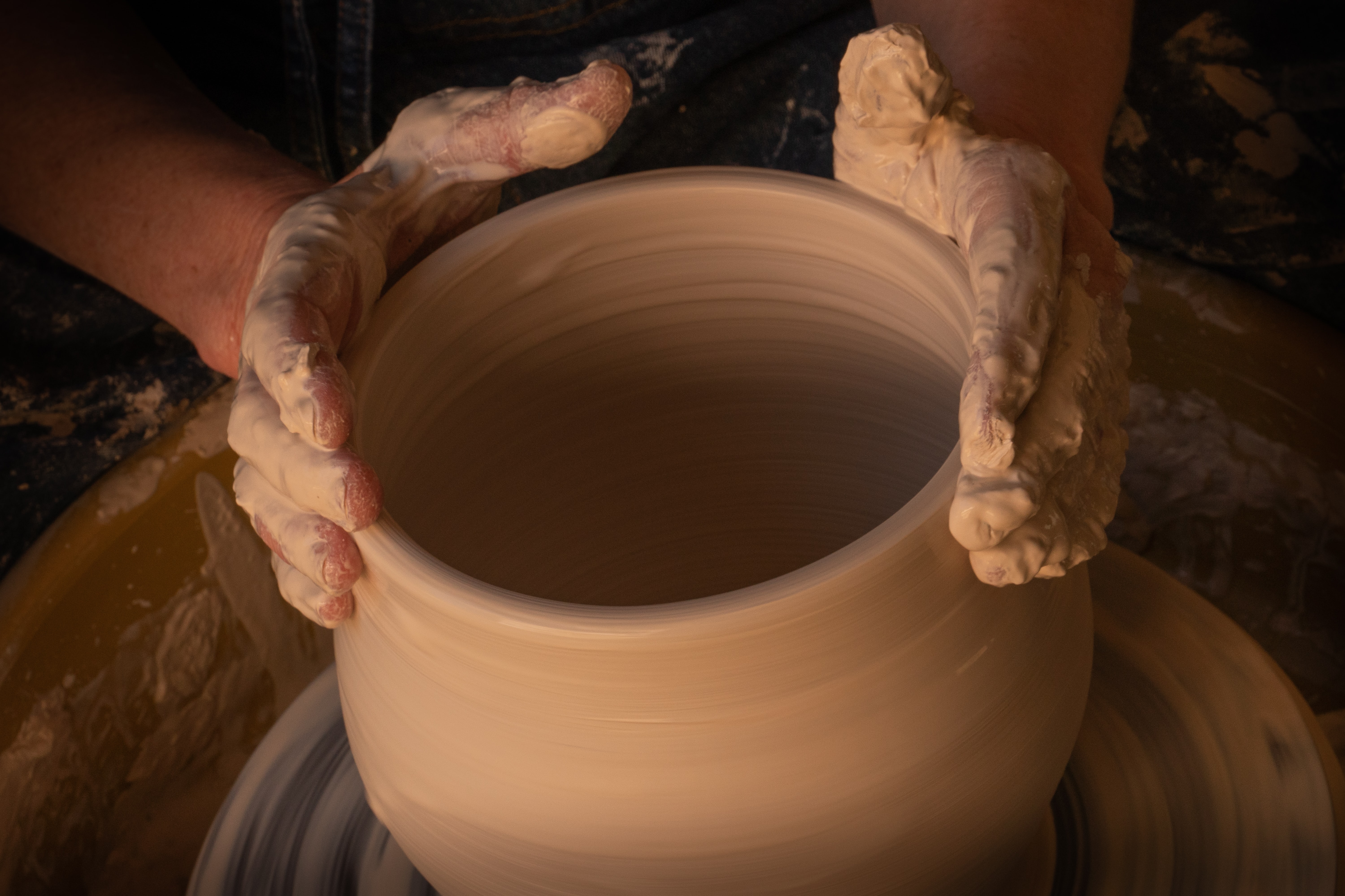 Clay pot