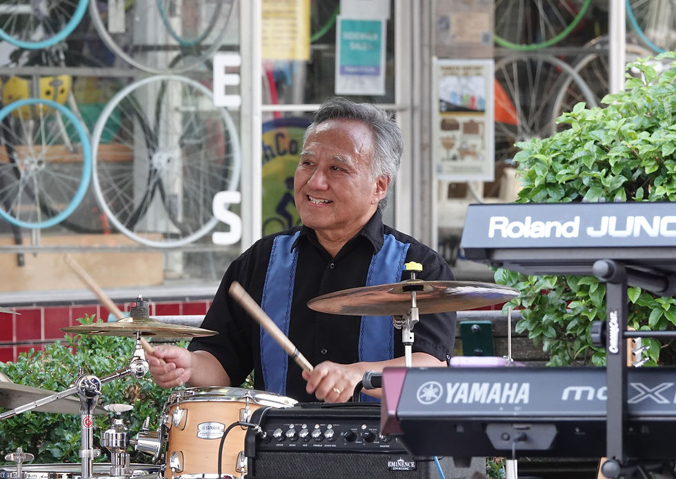 _ Mar Smile while playing