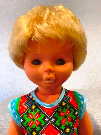 Spielpuppe